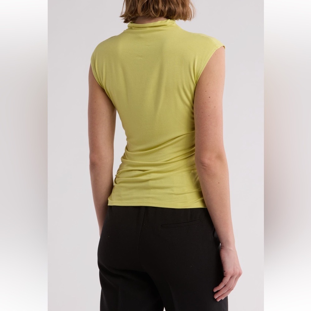 Calvin Klein Ruched Top - Picture 4 of 4